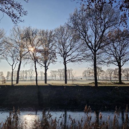 Sfeervolle Bovenwoning Uit 1916 Met 2 Slaapkamers Hooghalen Exteriér fotografie