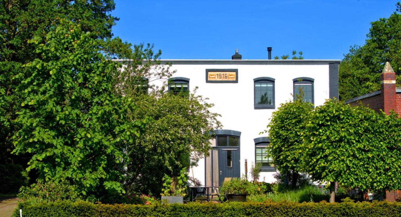 Sfeervolle Bovenwoning Uit 1916 Met 2 Slaapkamers Hooghalen Exteriér fotografie